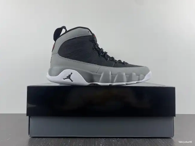 Reps TBkick Grey Retro 9 Particle CT8019-060 Jordan 0521